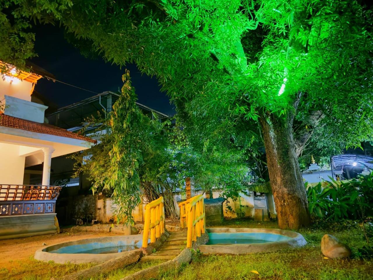Dream Palace Alappuzha Bagian luar foto